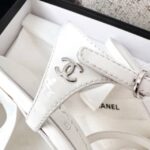 Босоножки Chanel Cruise CC Logo Leather 10610 — вид с другой стороны