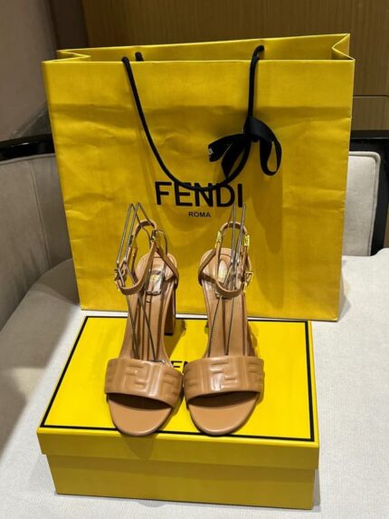 Босоножки Fendi 10599