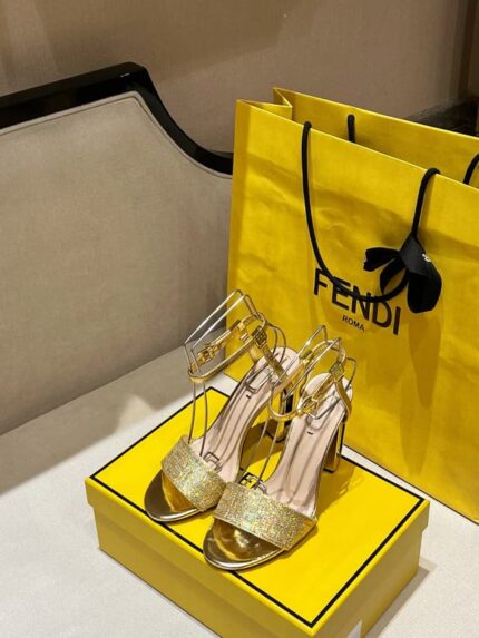 Босоножки Fendi 10601