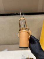 Босоножки Fendi 10606 — элементы дизайна
