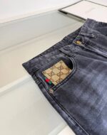 Джинсы Gucci 10161 — вид с другой стороны