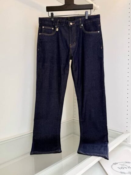 Джинсы Prada 10190