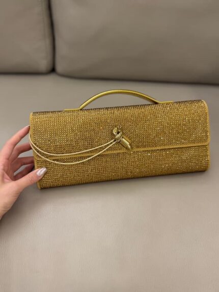 Сумка Bottega Veneta Andiamo Clutch 12071