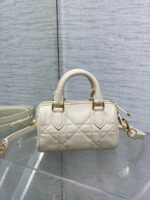 Сумка Dior Groove 16 13359 — внешний вид