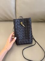 Сумка Bottega Veneta Andiamo Phone Pouch 13403