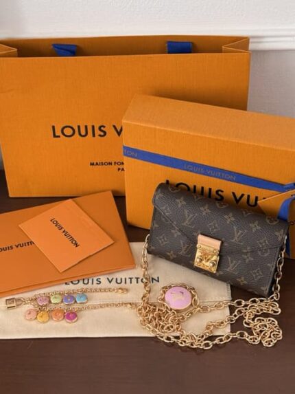 Сумка Louis Vuitton Pouch Metis Belt 14531