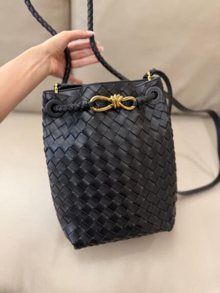 Сумка Bottega Veneta Andiamo 13442