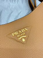 Сумка Prada Hobo 14487 — дополнительное фото