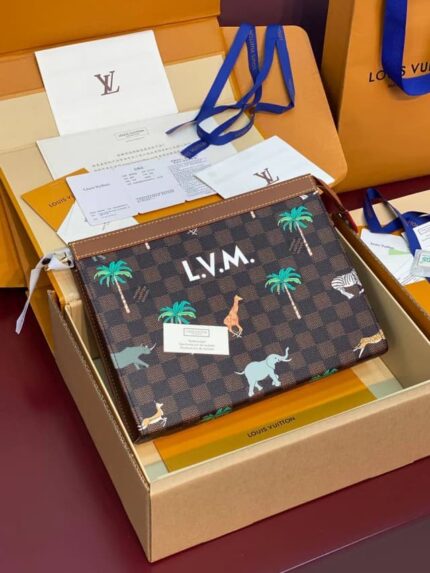 Клатч Louis Vuitton 12038