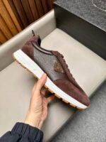 Кроссовки Prada 11013 — детали модели