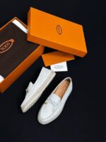 Лоферы Tod’s 11523 — вид с другой стороны