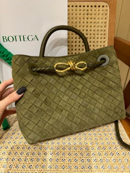 Сумка Bottega Veneta Andiamo 13390