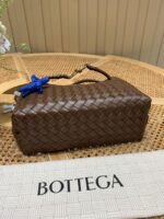 Сумка Bottega Veneta Andiamo 13396 — вид с другой стороны