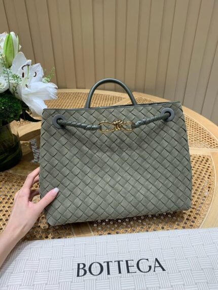 Сумка Bottega Veneta Andiamo 13397