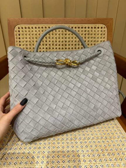 Сумка Bottega Veneta Andiamo 13400