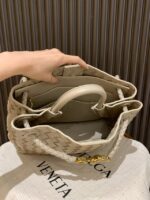 Сумка Bottega Veneta Andiamo 13412 — дополнительный вид