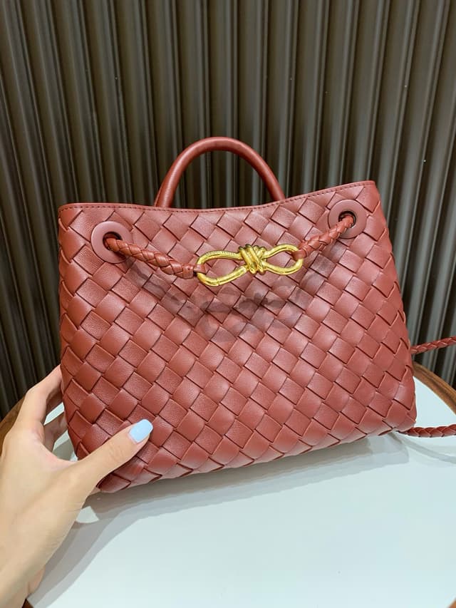 Сумка Bottega Veneta Andiamo 13418 Сумка Bottega Veneta Andiamo 13418