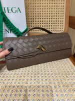 Сумка Bottega Veneta Andiamo Clutch 12066