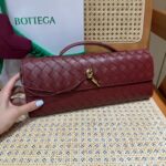 Сумка Bottega Veneta Andiamo Clutch 12067