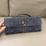 Сумка Bottega Veneta Andiamo Clutch 12076