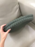 Сумка Bottega Veneta Medium Veneta 13462 — детали