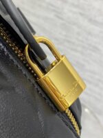 Сумка Dior Groove 25 13357 — детали модели