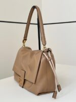 Сумка Fendi Mamma Baguette 13497 — внешний вид