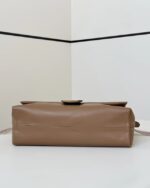 Сумка Fendi Mamma Baguette 13497 — вид с другой стороны