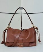 Сумка Fendi Mamma Baguette 13500 — внешний вид