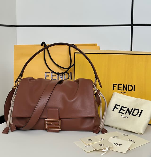 Сумка Fendi Mamma Baguette 13500 Сумка Fendi Mamma Baguette 13500