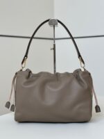Сумка Fendi Mamma Baguette 13502 — вид с другой стороны