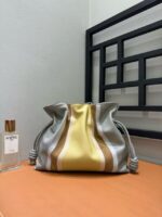 Сумка Loewe Flamenco 12056 — вид с другой стороны