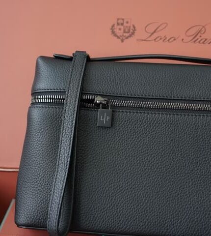 Сумка Loro Piana Extra Pouch 14464