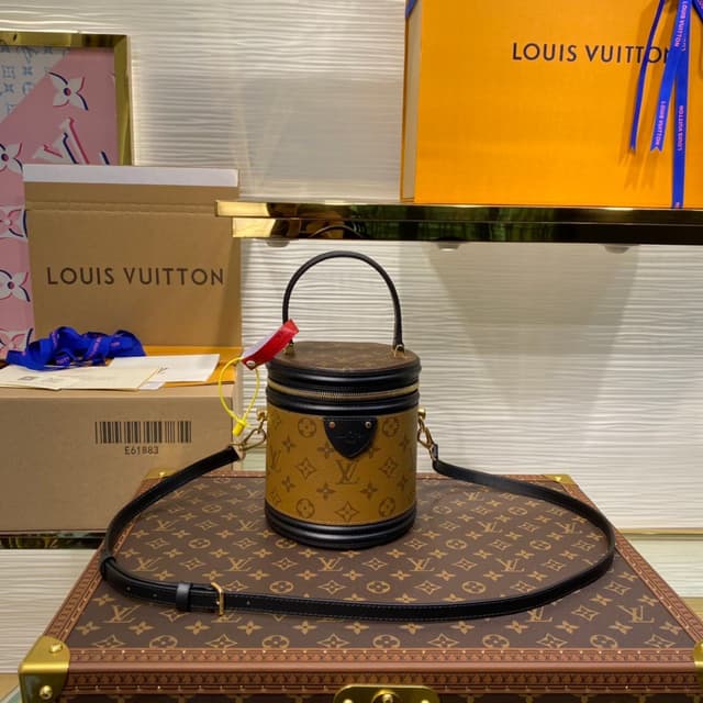 Сумка Louis Vuitton Petit Noe 14494 Сумка Louis Vuitton Petit Noe 14494